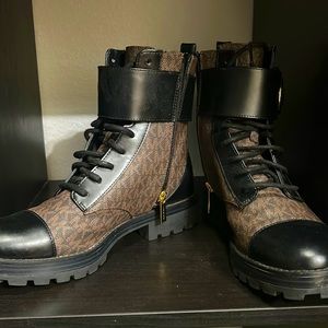 MK Brown Boots